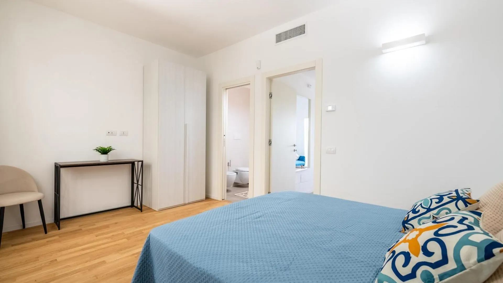 Loft Mare Seafront Modern Stay Bari Apartmán